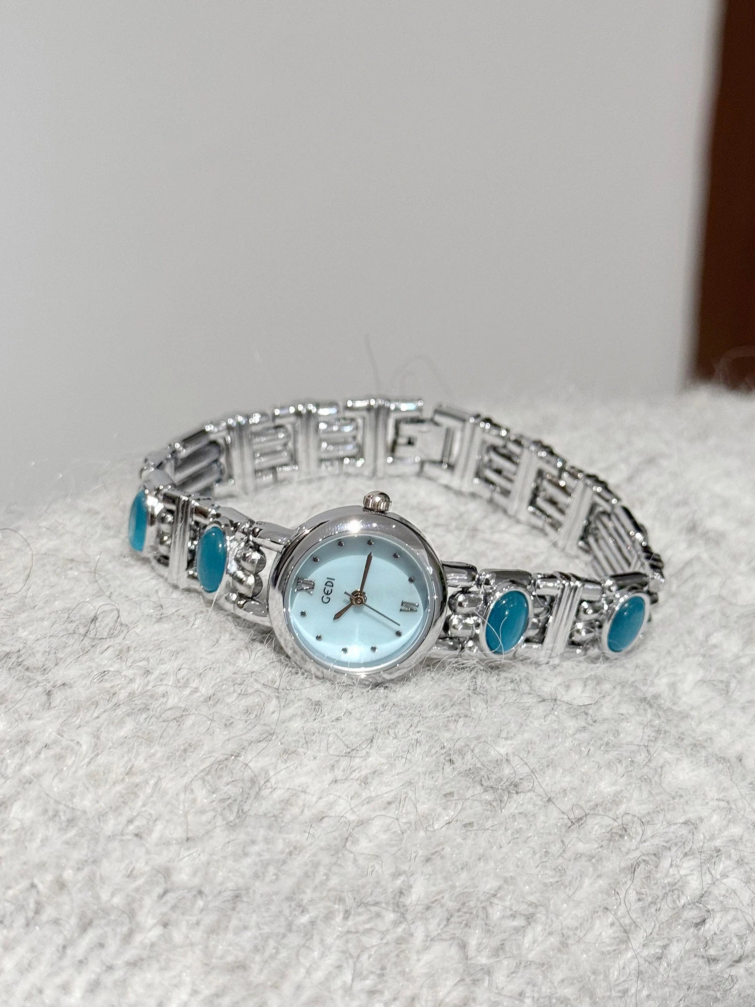 GEDI Jade – Vintage Natural Stone Strap Women’s Watch