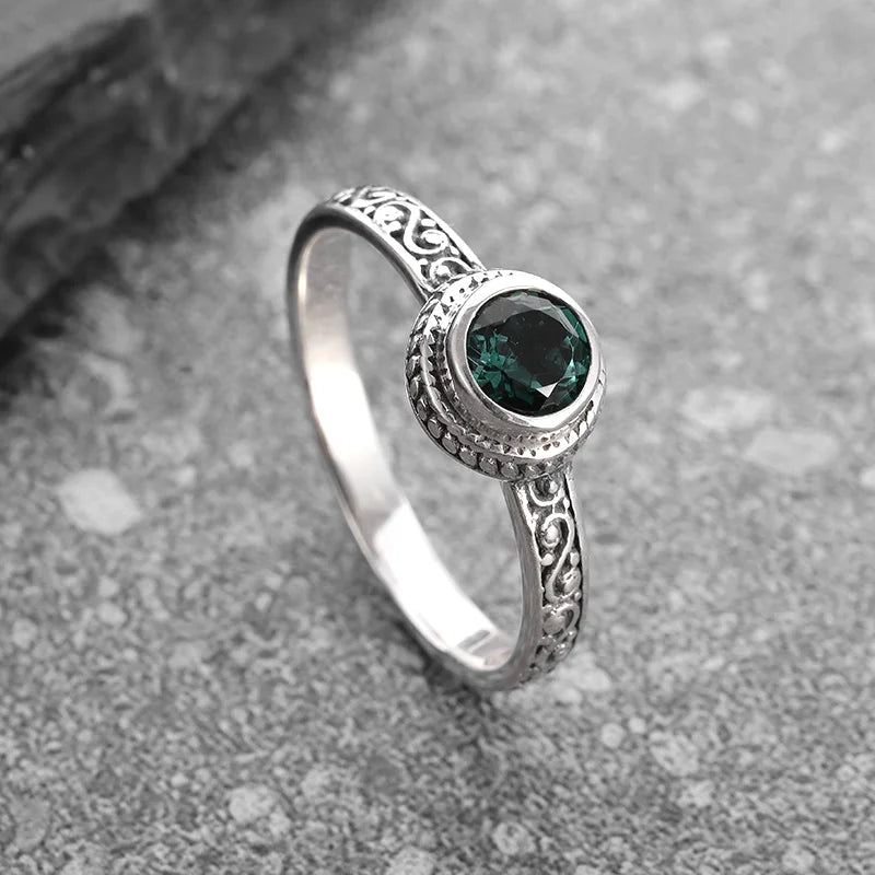 Vintage Zircon Ring – Classic Charm Party & Gift Ring
