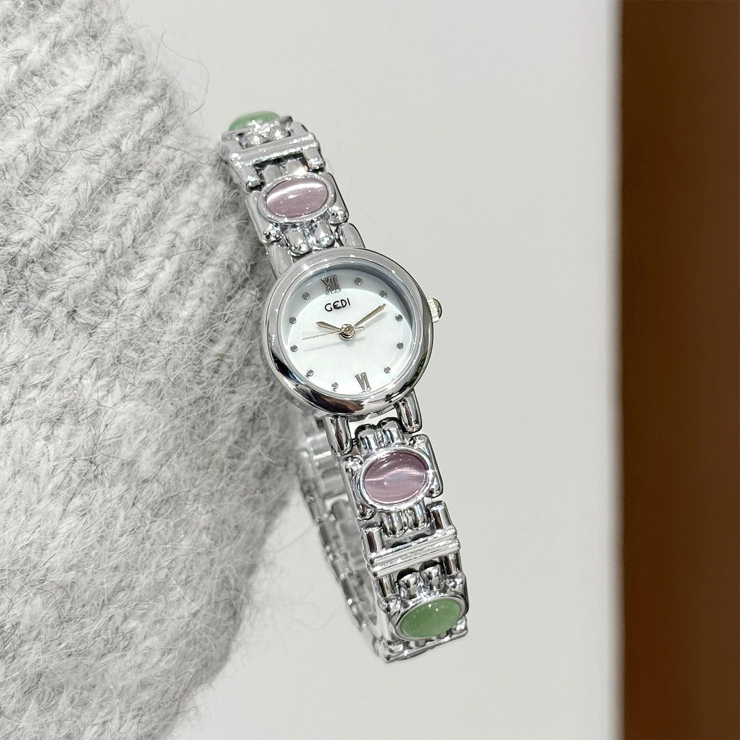 GEDI Jade – Vintage Natural Stone Strap Women’s Watch