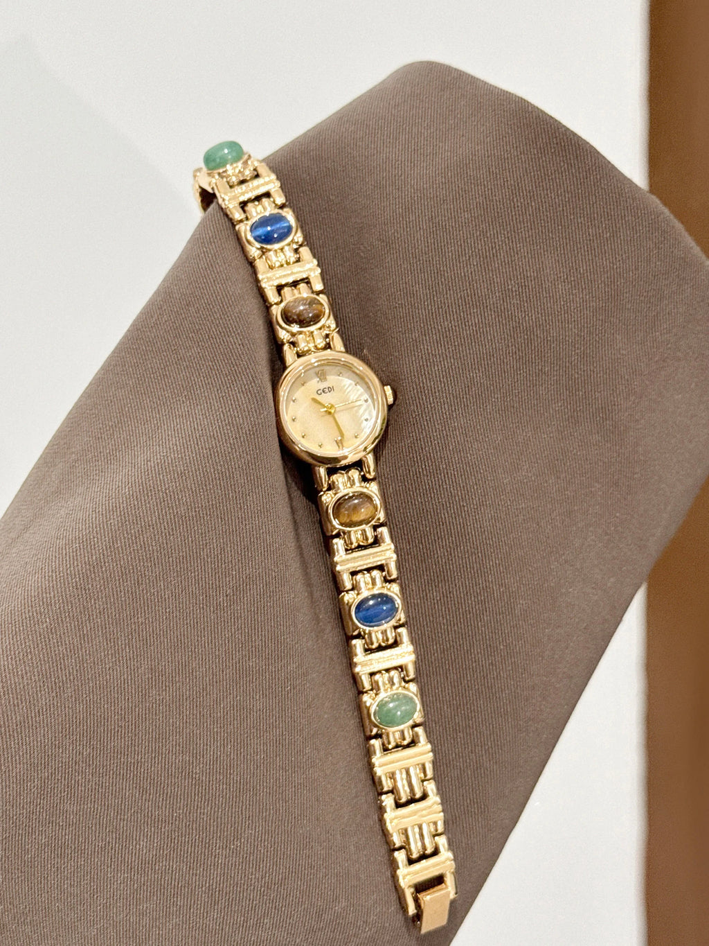 GEDI Jade – Vintage Natural Stone Strap Women’s Watch
