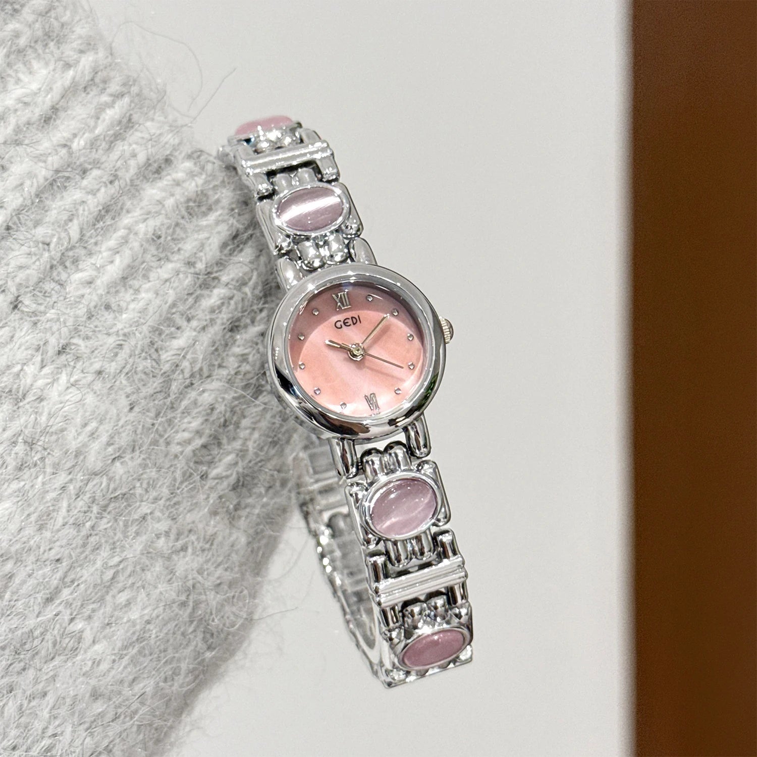 GEDI Jade – Vintage Natural Stone Strap Women’s Watch